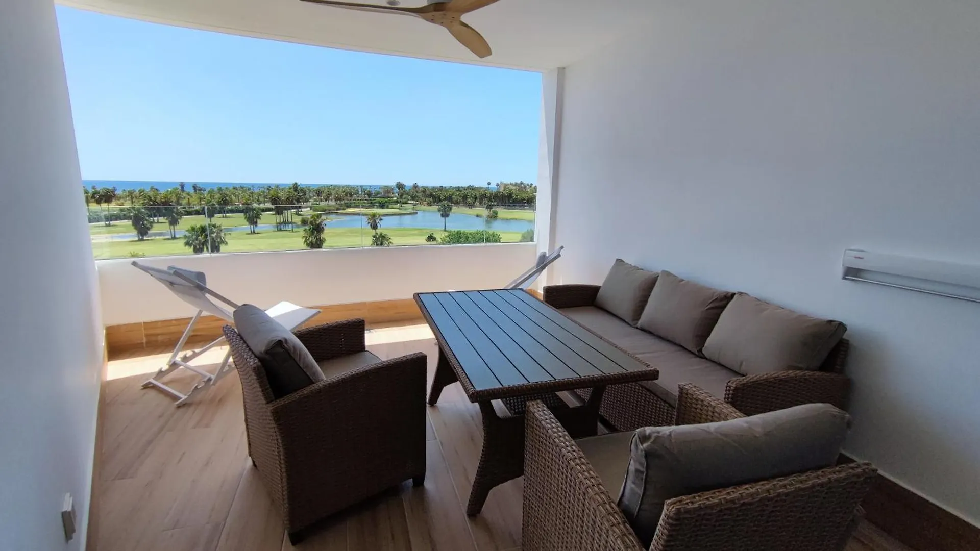 Maravillosas Vistas Mar Y Golf contacts